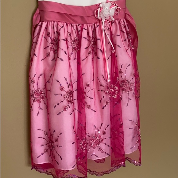 Beautiful little princess dress - Picture 3 of 4